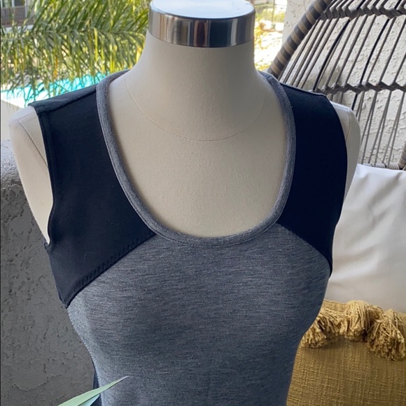 a t h l e t a . a t h l e i s u r e . d r e s s - Picture 2 of 6